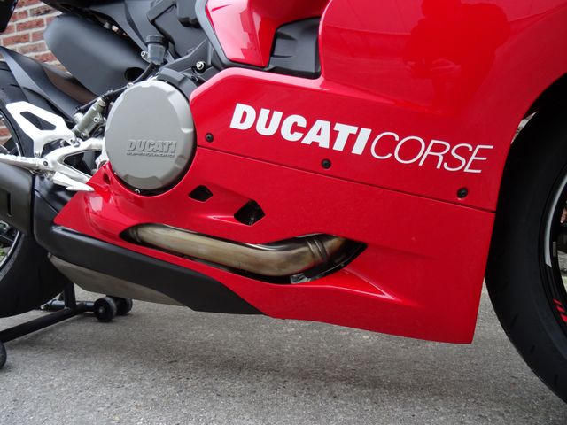 ducati - panigale-v2