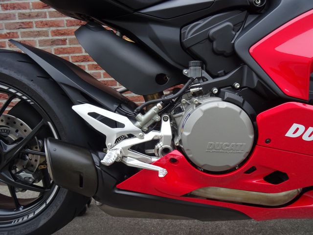 ducati - panigale-v2