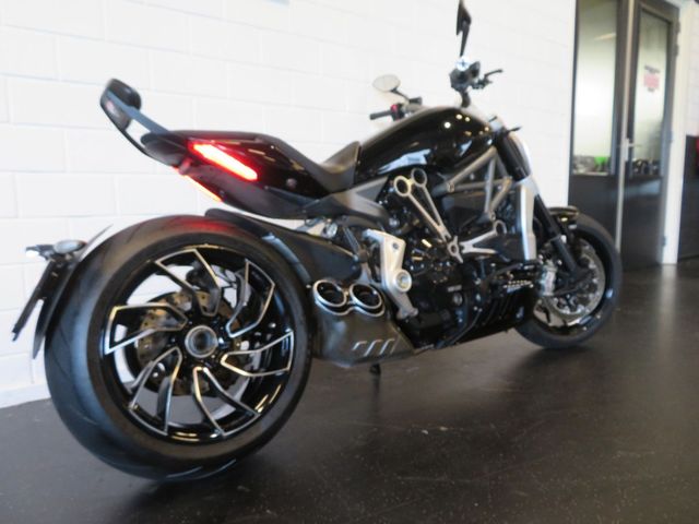 ducati - xdiavel-s