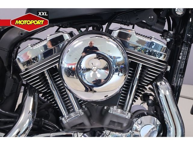harley-davidson - sportster-xl-1200-v-seventy-two