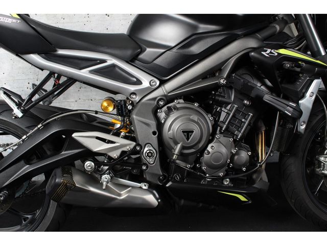 triumph - street-triple-rs