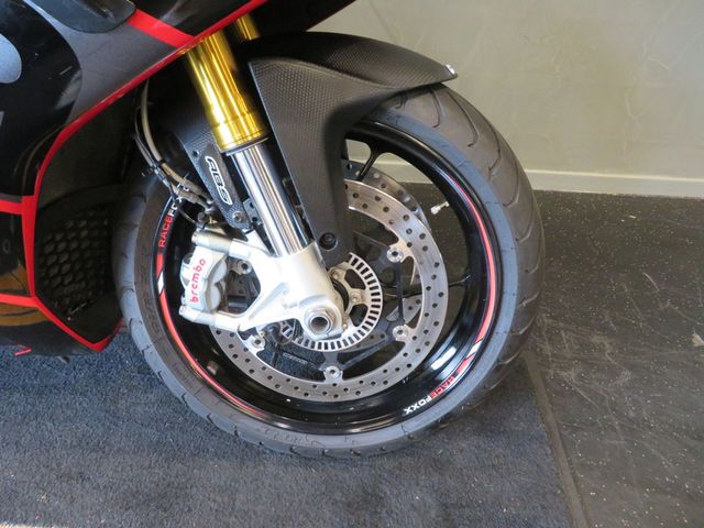 aprilia - rsv-4-r