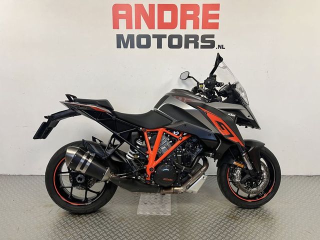 ktm - 1290-super-duke-gt