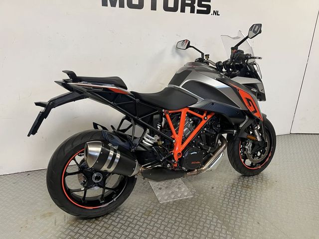 ktm - 1290-super-duke-gt