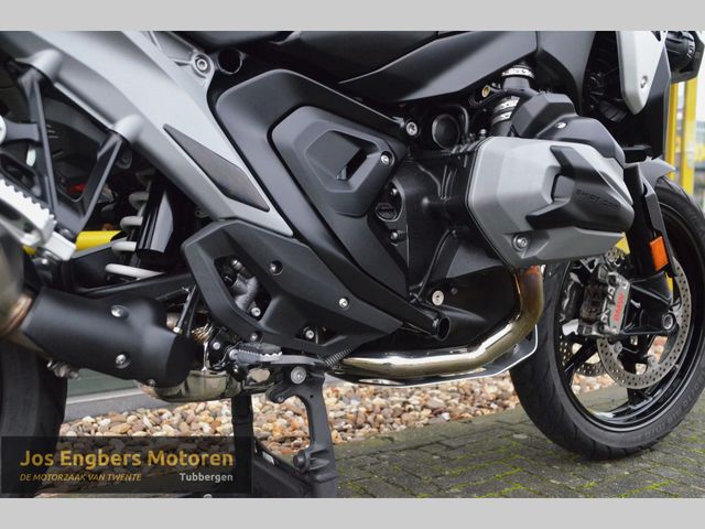 bmw - r-1300-gs