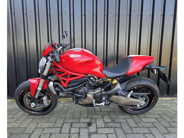 ducati - monster-821