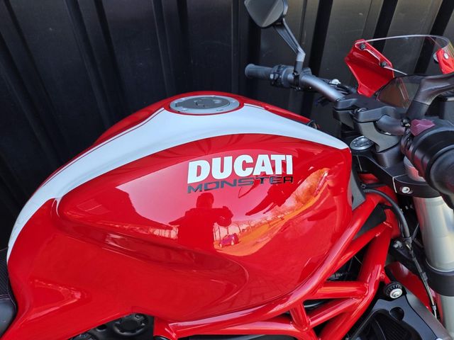 ducati - monster-821