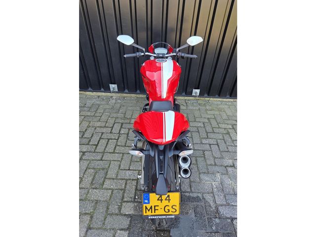 ducati - monster-821