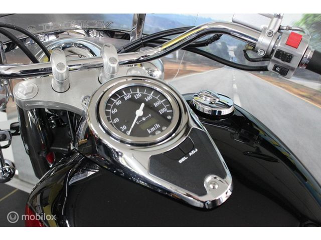 suzuki - vl-800-volusia