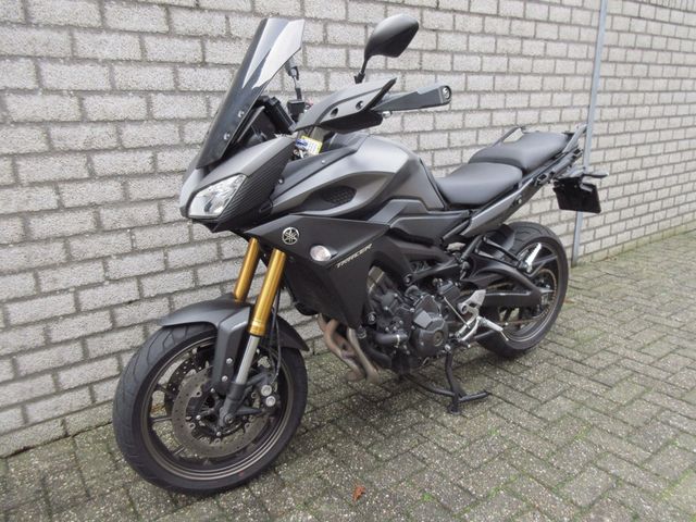 yamaha - tracer-900-abs