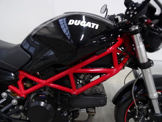 ducati - m-695