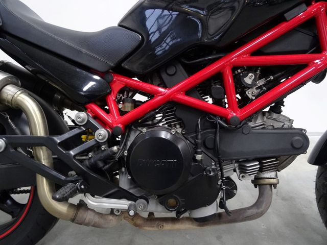 ducati - m-695