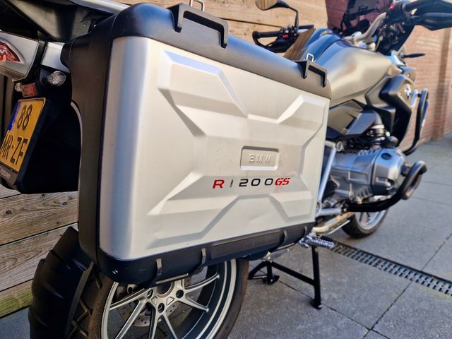 bmw - r-1200-gs-lc