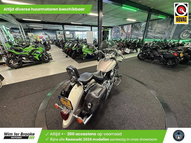 yamaha - xvs-650-a-dragstar-classic