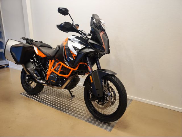 ktm - 1290-super-adventure-r