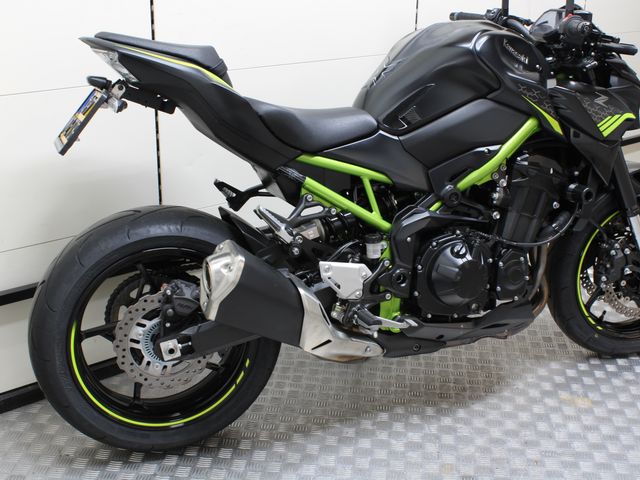 kawasaki - z900