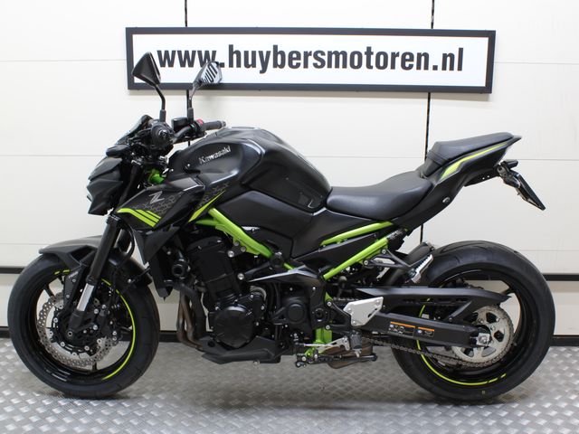 kawasaki - z900