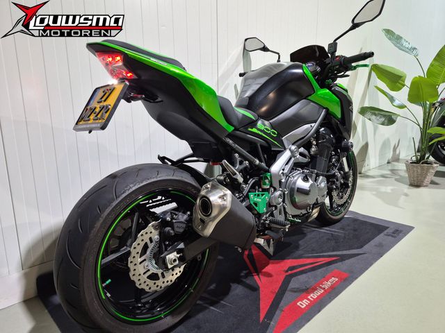 kawasaki - z900