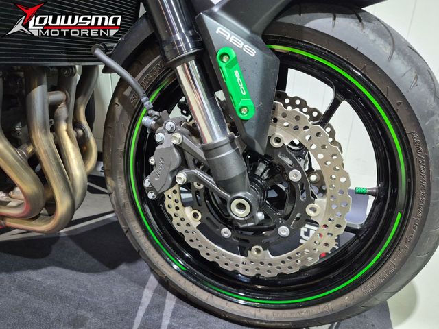 kawasaki - z900