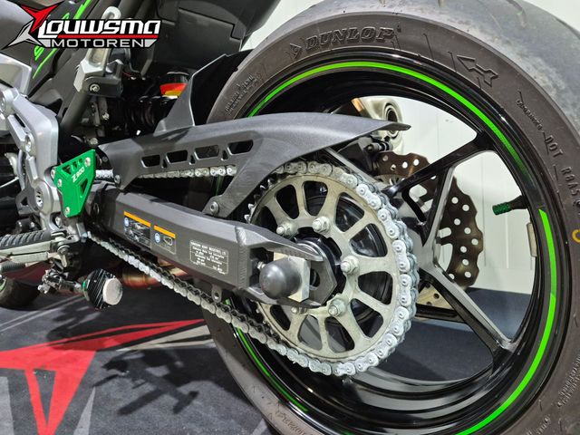 kawasaki - z900