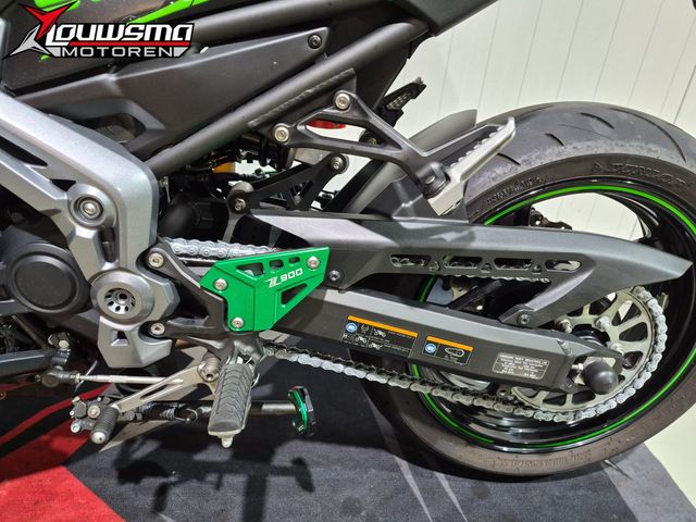 kawasaki - z900