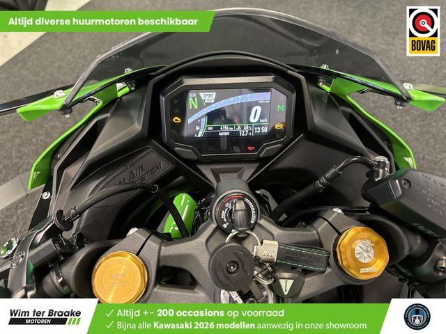 kawasaki - ninja-zx-4rr-performance