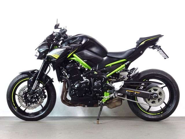 kawasaki - z900