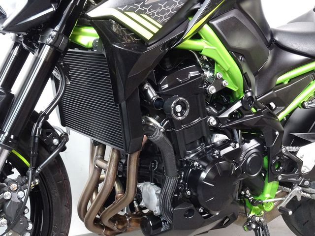 kawasaki - z900