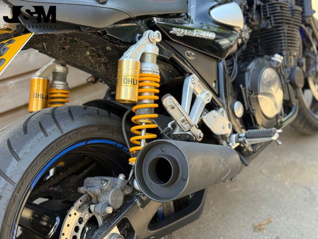 yamaha - xjr-1300