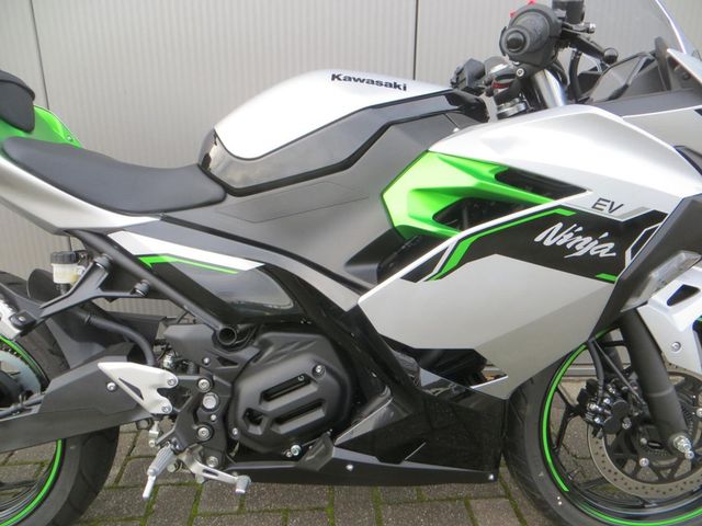 kawasaki - ninja-e-1