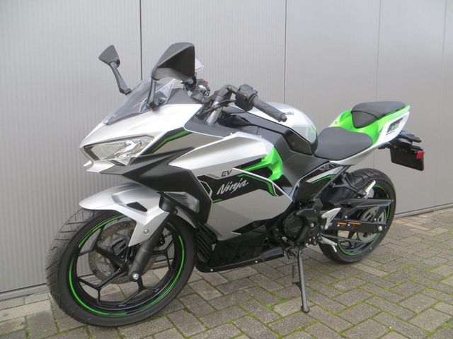 kawasaki - ninja-e-1