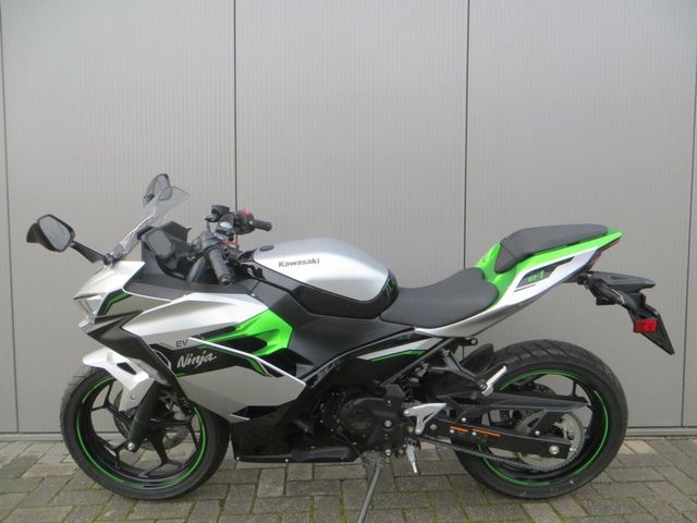 kawasaki - ninja-e-1