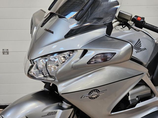 honda - st-1300-pan-european-c-abs