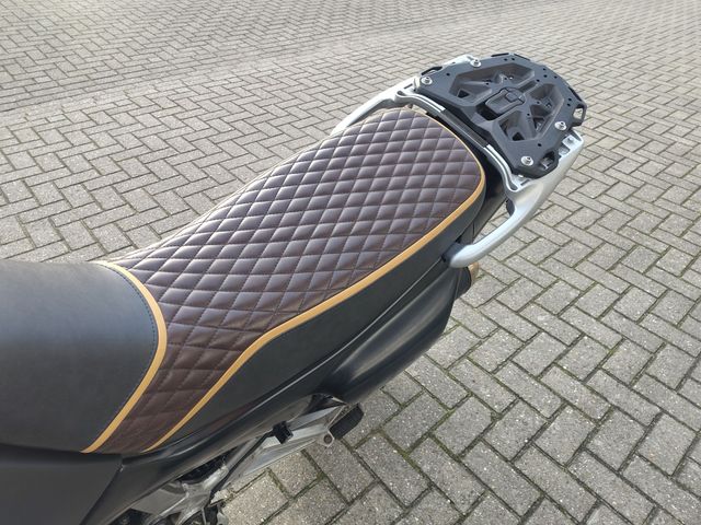 honda - nx-650--dominator