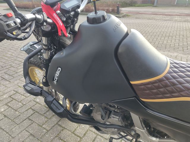 honda - nx-650--dominator