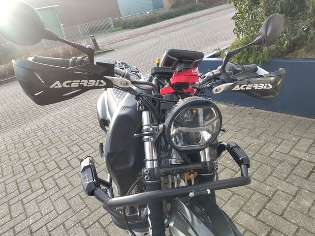 honda - nx-650--dominator