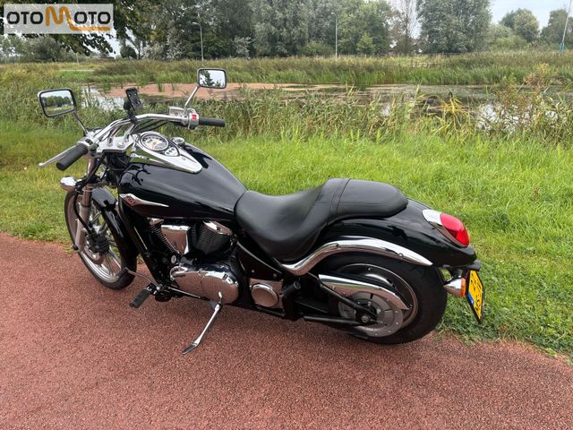 kawasaki - vn-900-classic
