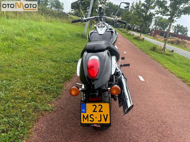 kawasaki - vn-900-classic