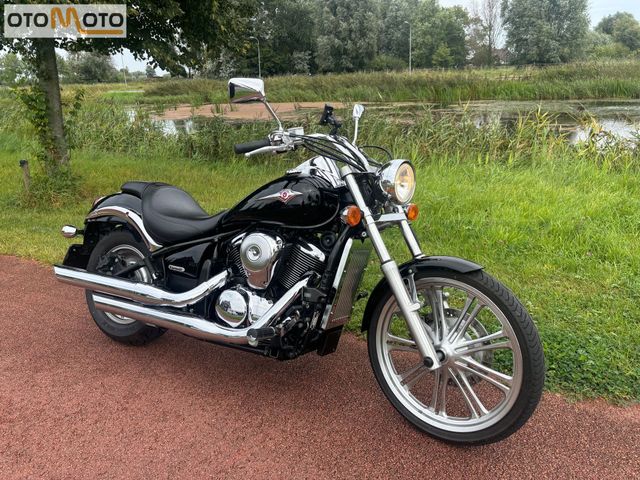 kawasaki - vn-900-classic