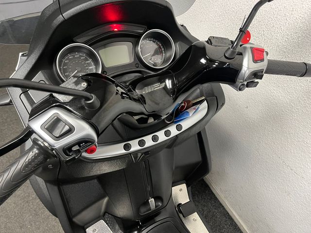 piaggio - mp3-500-lt-sport