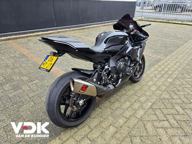yamaha - yzf-r1