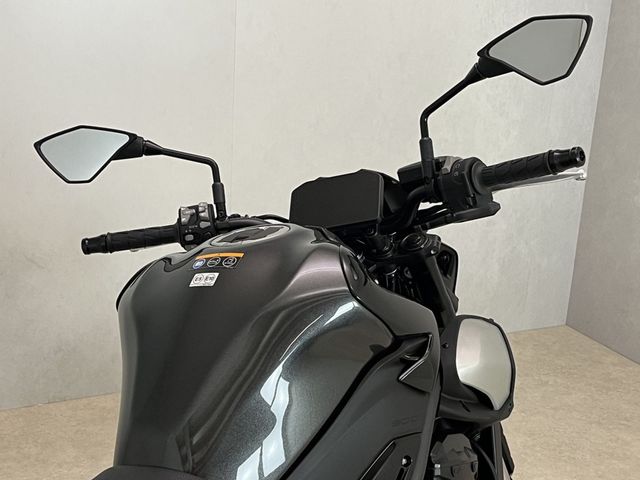kawasaki - z900
