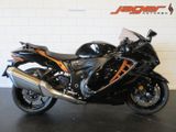 SUZUKI GSX-R 1300 HAYABUSA