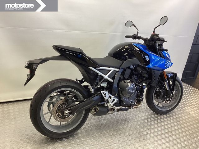 suzuki - gsx-8s