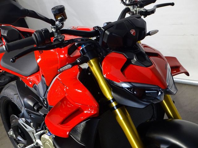 ducati - streetfighter-v4s