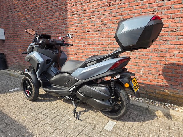 yamaha - tricity-300