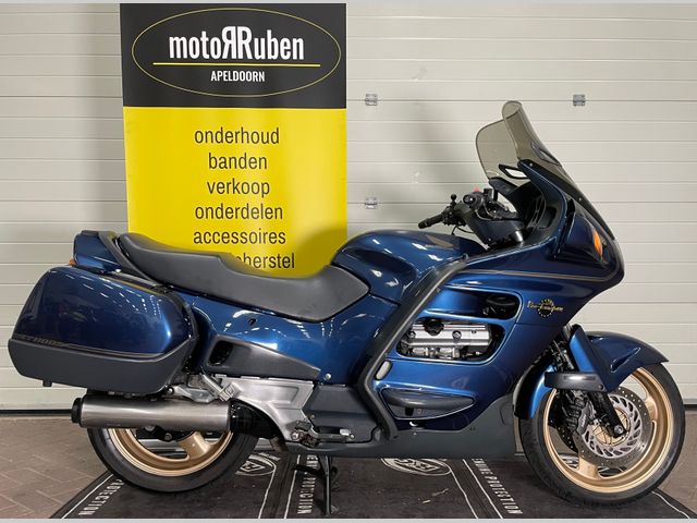 honda - st-1100-pan-european