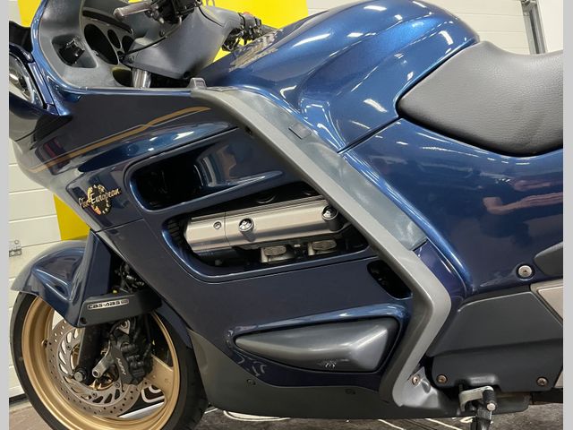 honda - st-1100-pan-european