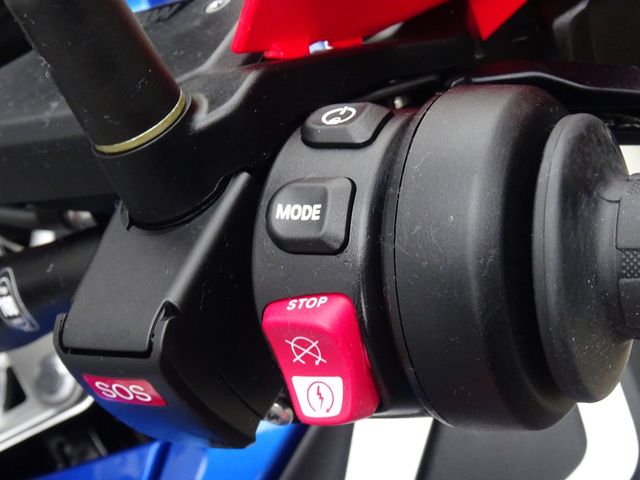 bmw - r-1300-gs-adventure-trophy