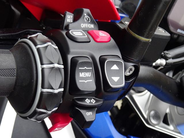 bmw - r-1300-gs-adventure-trophy